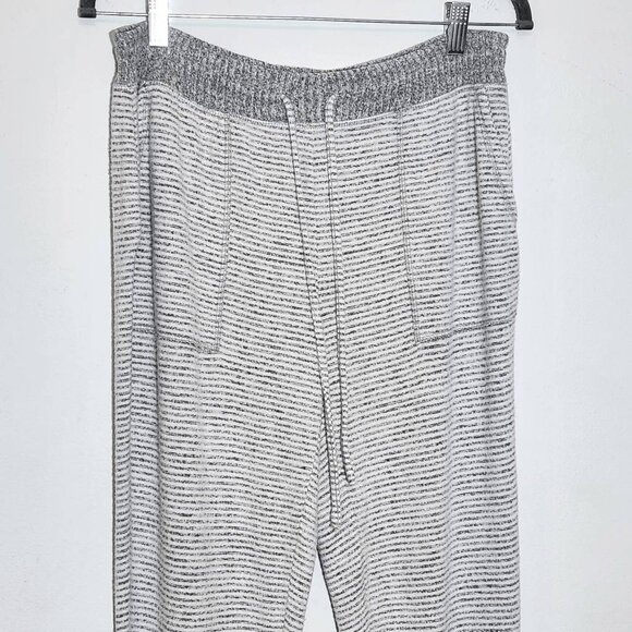 Soma Gray and White Stripe Pajama Bottoms Size Small Soma Stripe Lounge Pants - Picture 2 of 7